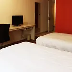 Hanting Hotel Shanghai The Bund Garden Bridge