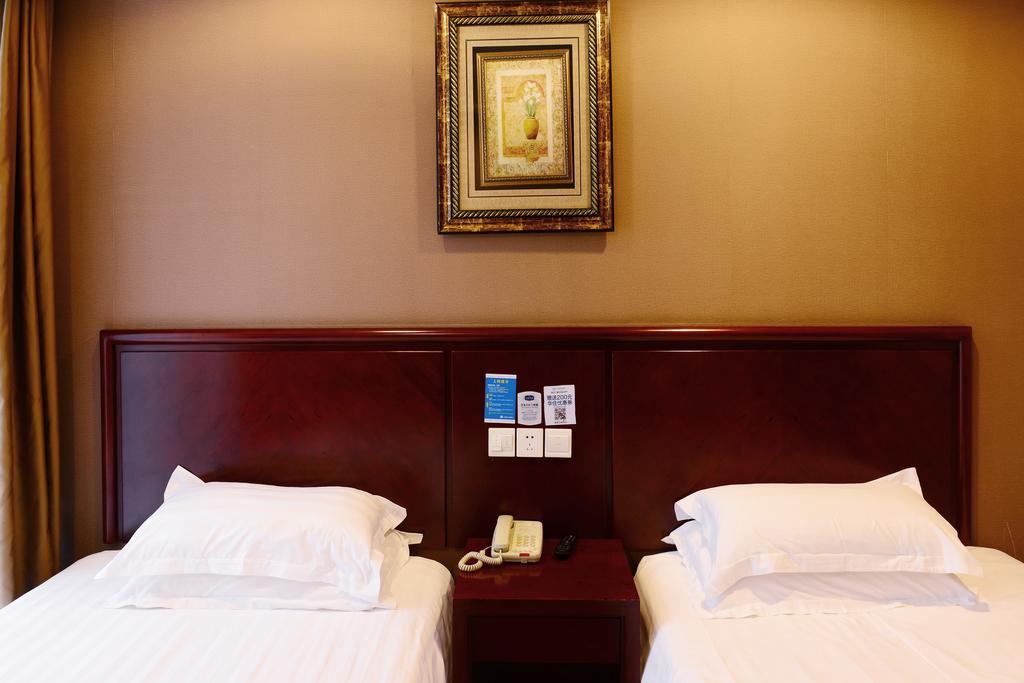 Hotel Hanting Hotel Shanghai The Bund Garden Bridge Shanghai